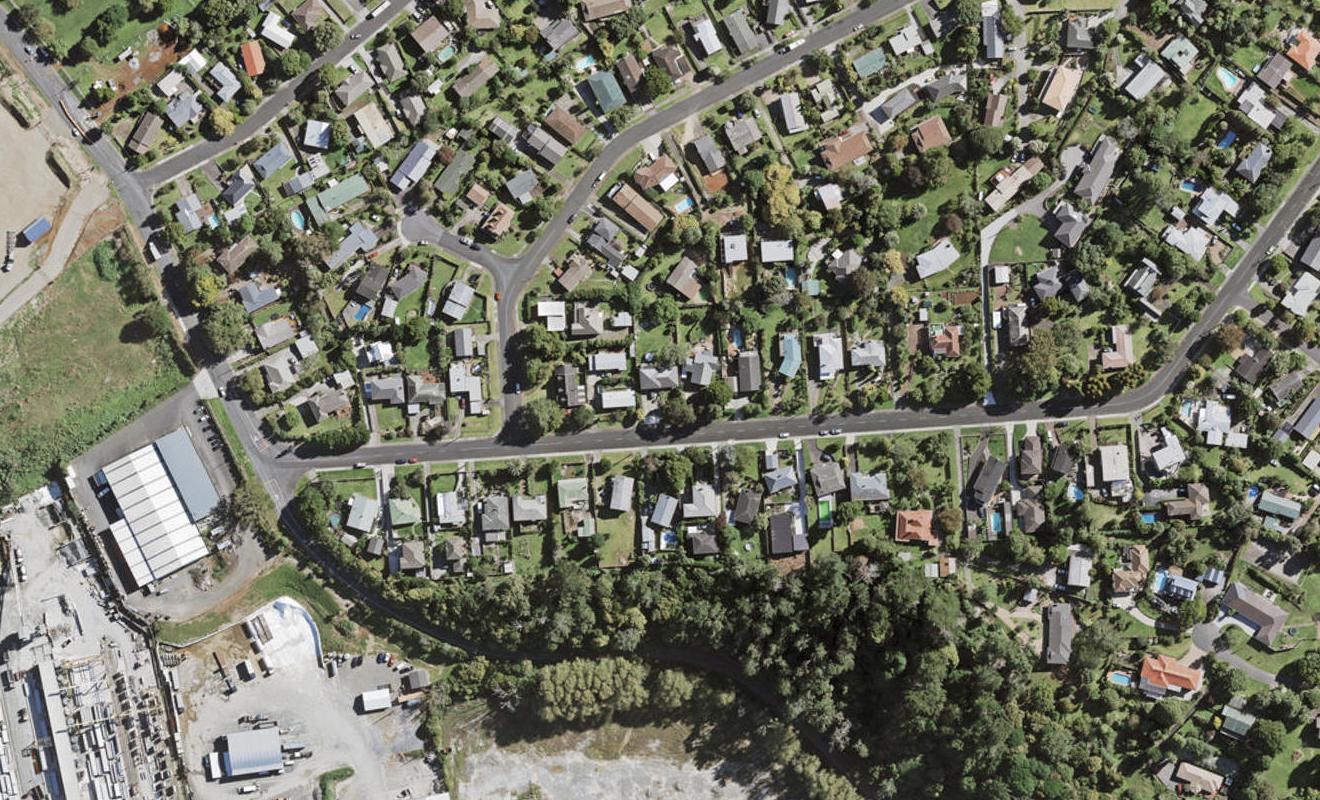 14 Red Hill Road, Red Hill, Papakura - Carousel 1