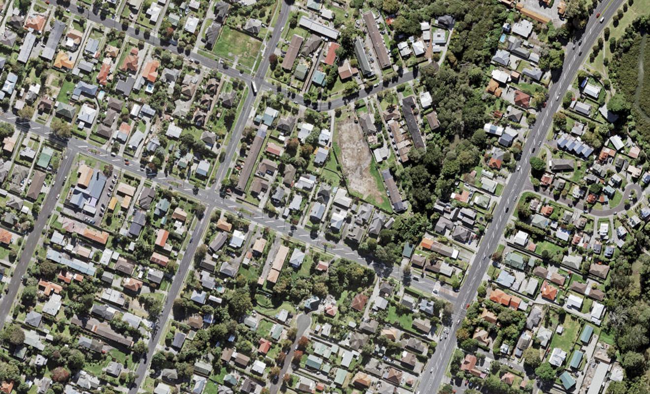 9A Rimu Street, New Lynn, Auckland - Carousel 1