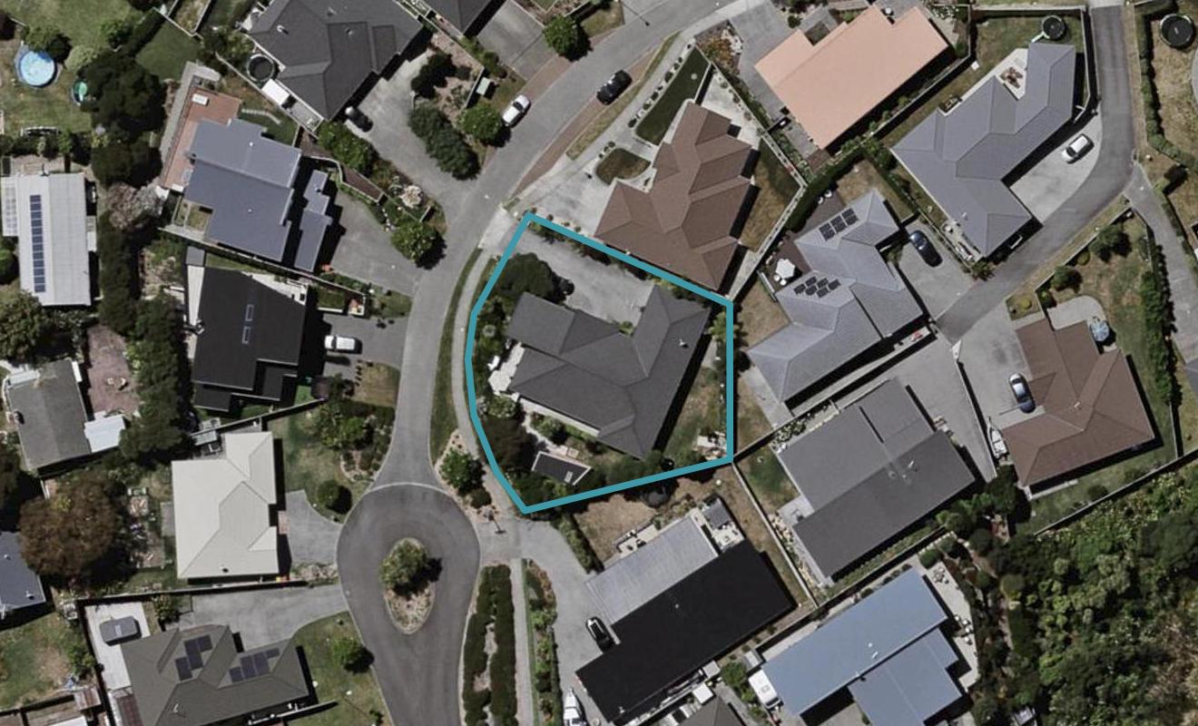 16 Simpson Crescent, Raumati Beach, Paraparaumu - Carousel 1