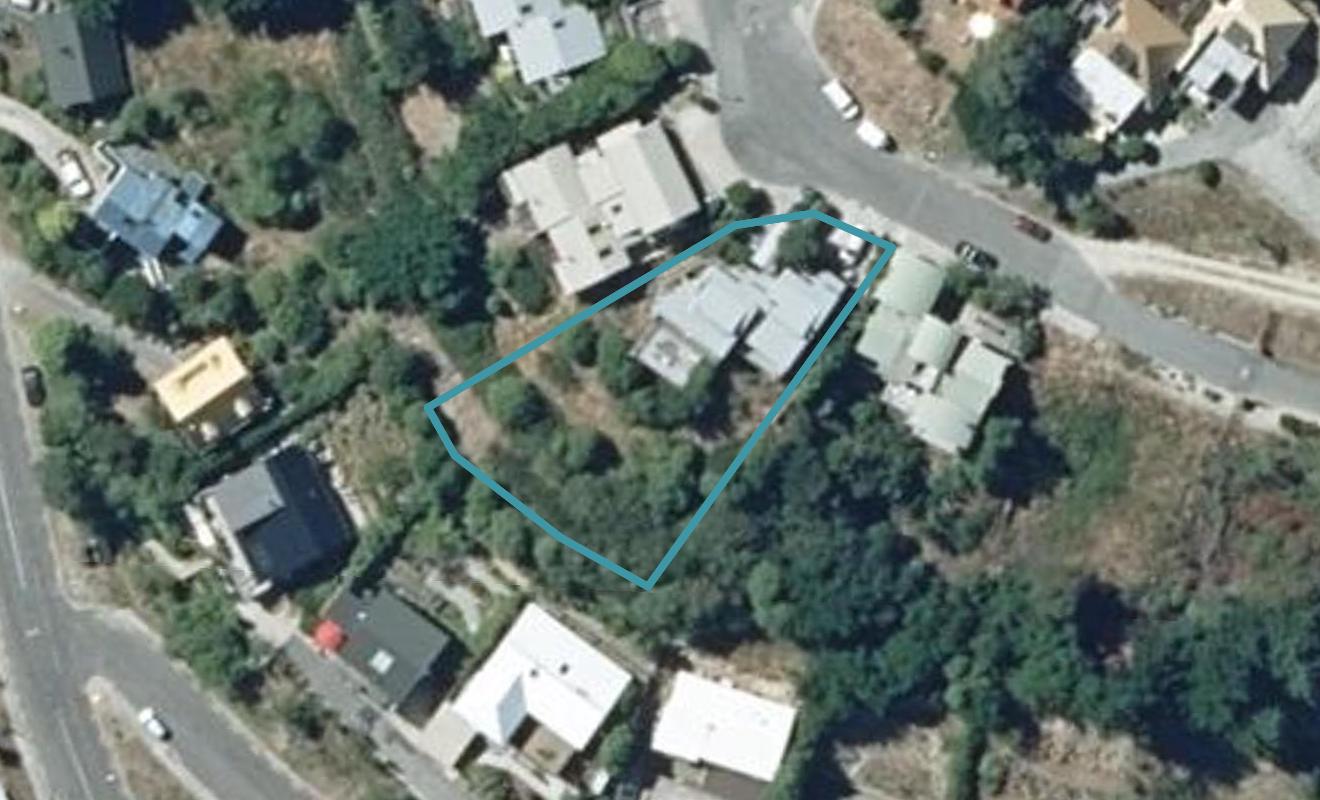 34A MacKinnon Terrace, Sunshine Bay, Queenstown - Carousel 1