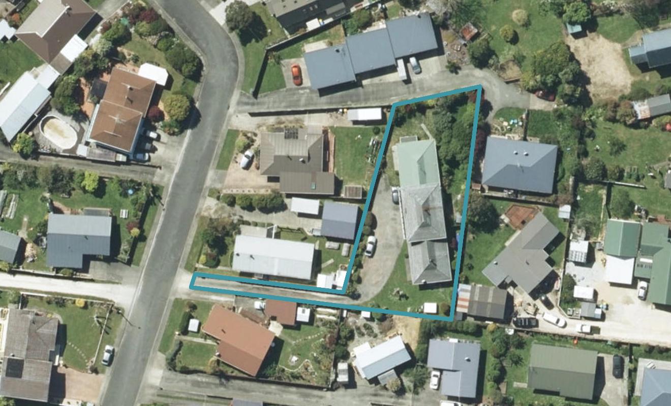 1/10 Feary Crescent, Takaka, Takaka - Carousel 1