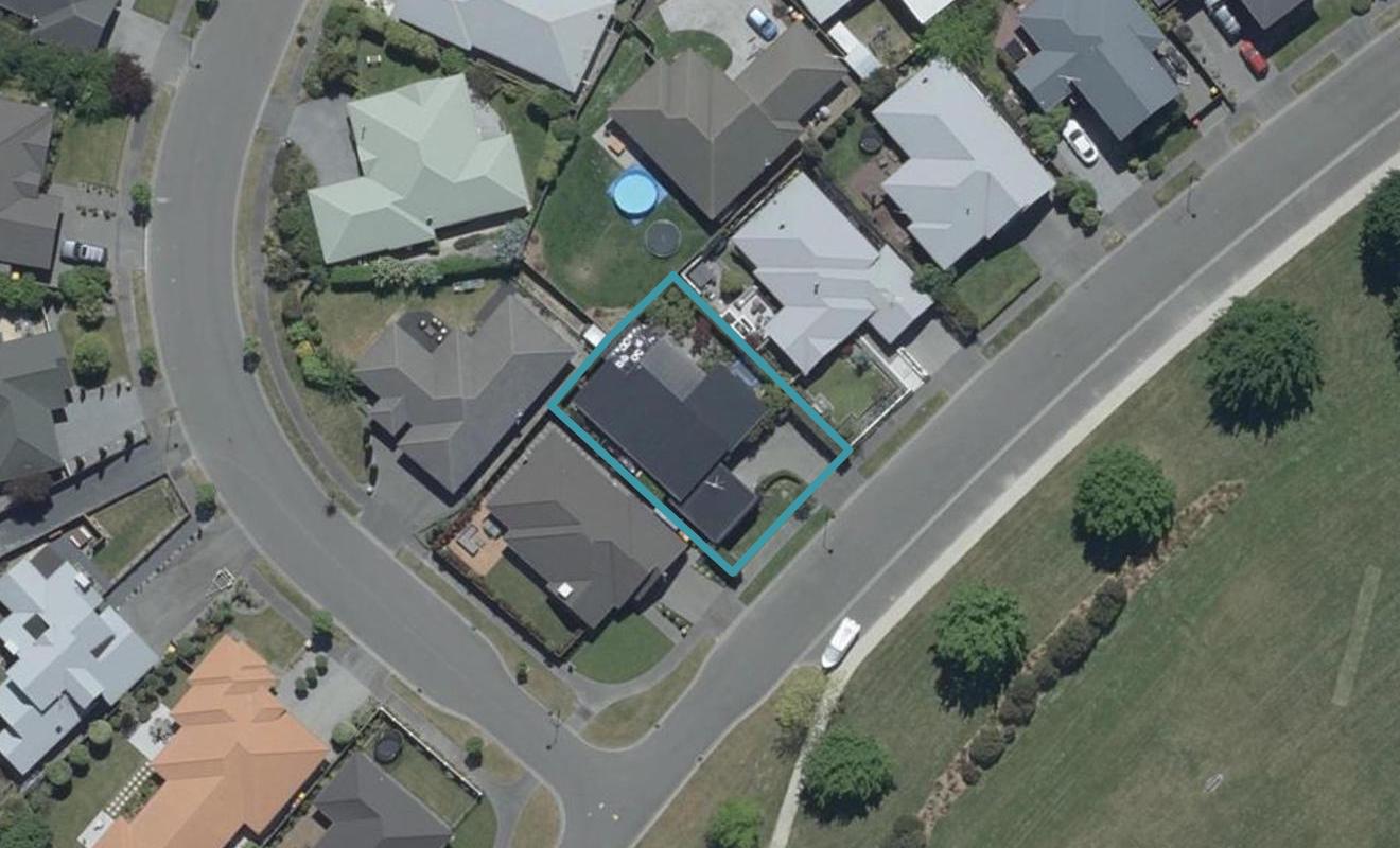 58 Titirangi Crescent, Parklands, Christchurch - Carousel 1
