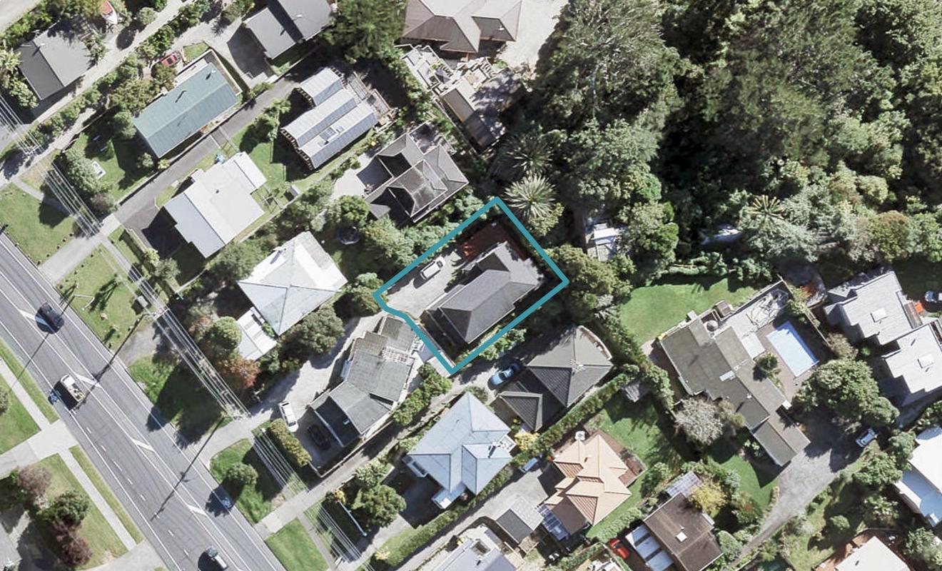 887A East Coast Road, Northcross, Auckland - Carousel 1