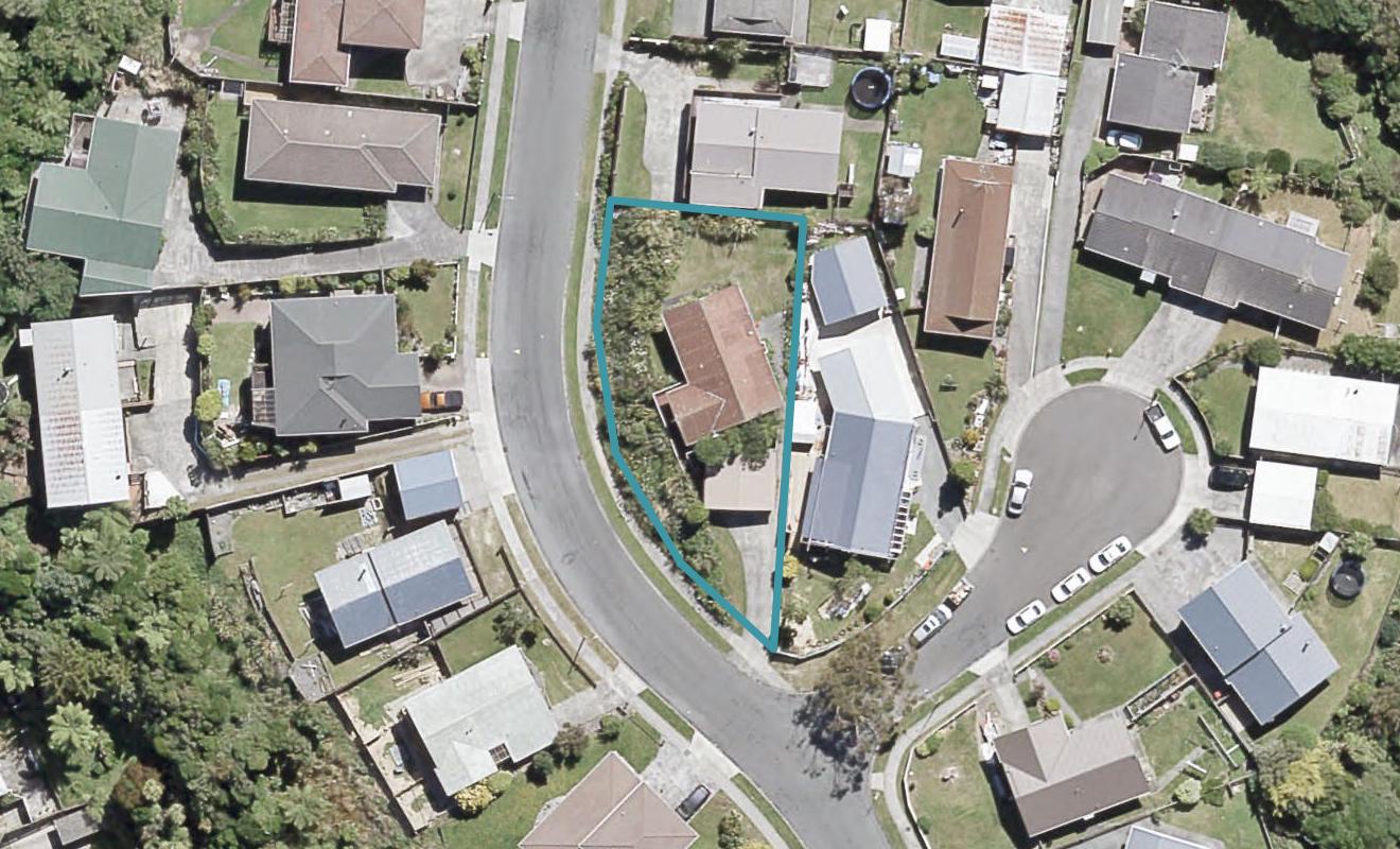 9 Outram Grove, Kelson, Lower Hutt - Carousel 1