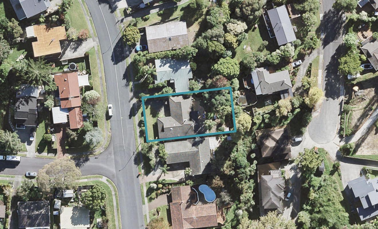 136 Stapleford Crescent, Browns Bay, Auckland - Carousel 1