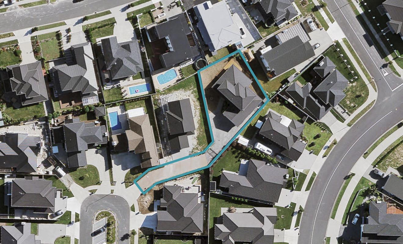 7 Bianca Court, Karaka, Papakura - Carousel 1