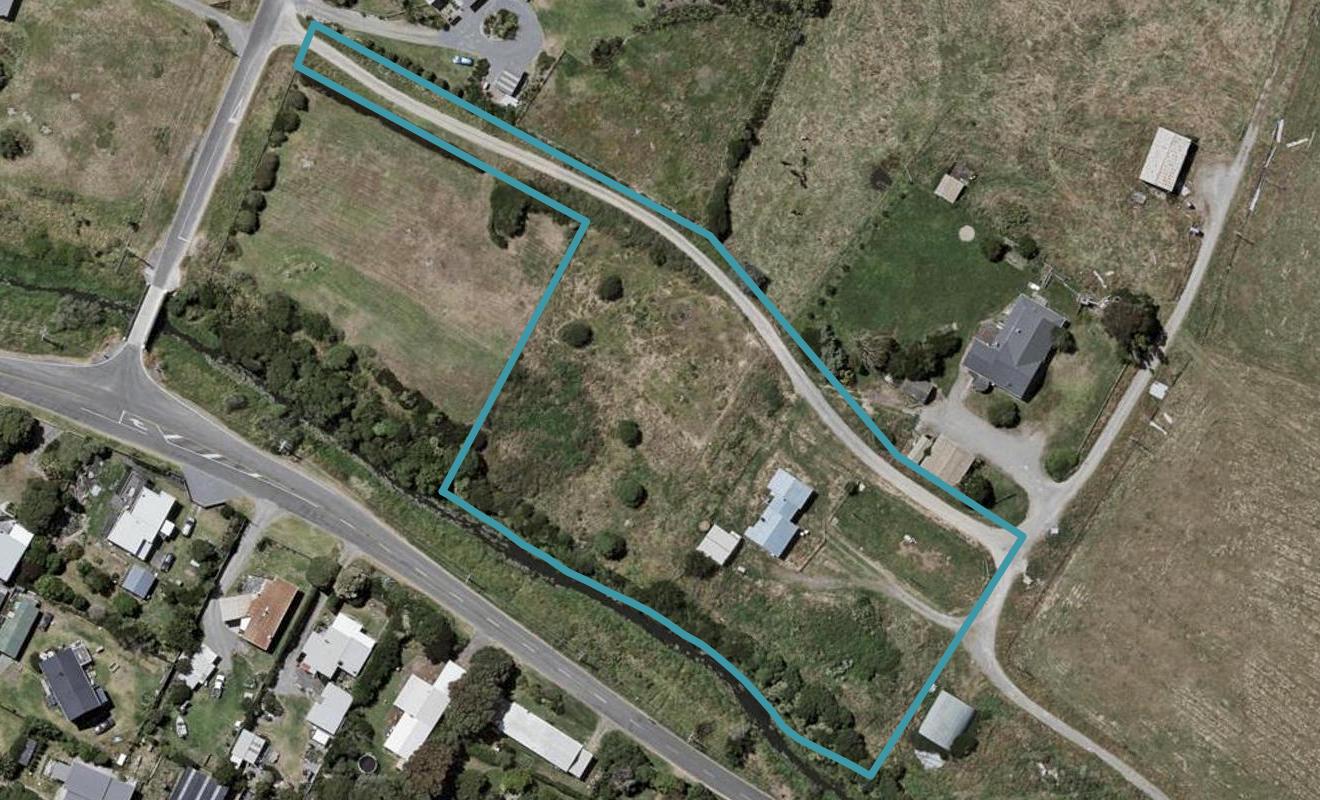 6 Sims Road, Te Horo Beach - Carousel 1