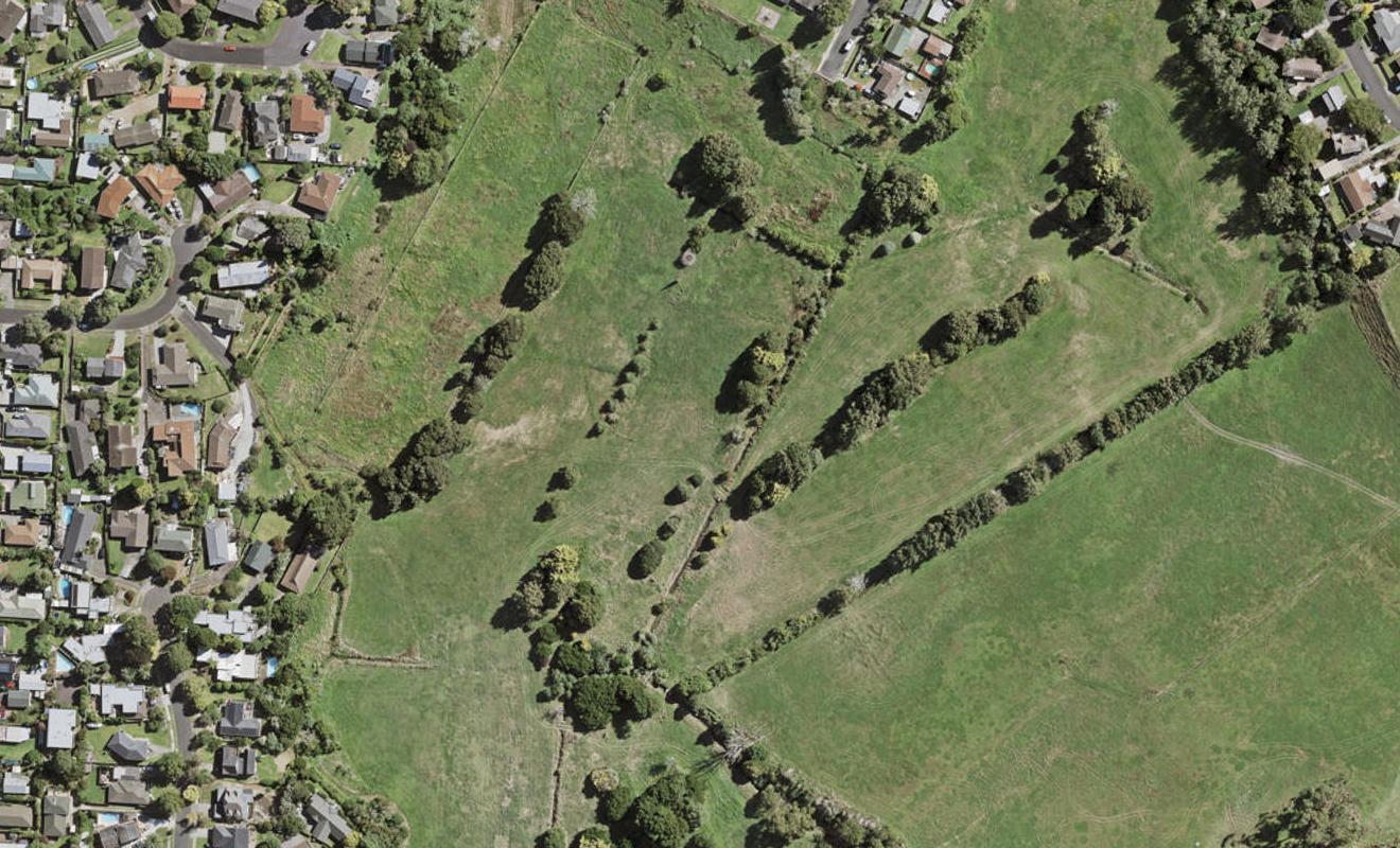 41 Stableford Crescent, Ōpaheke, Papakura - Carousel 1