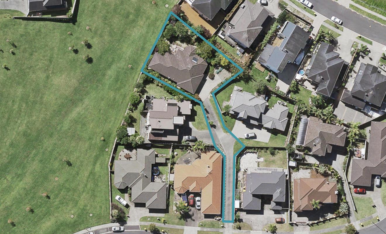 24 Glen Bay Close, Pinehill, Auckland - Carousel 1