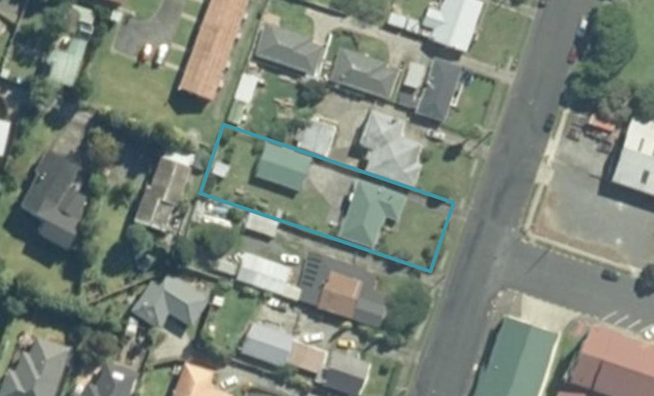 10 Henderson Avenue, Tuakau, Tuakau - Carousel 1