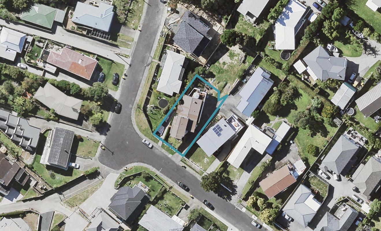6 Hauraki Crescent, Pinehill, Auckland - Carousel 1