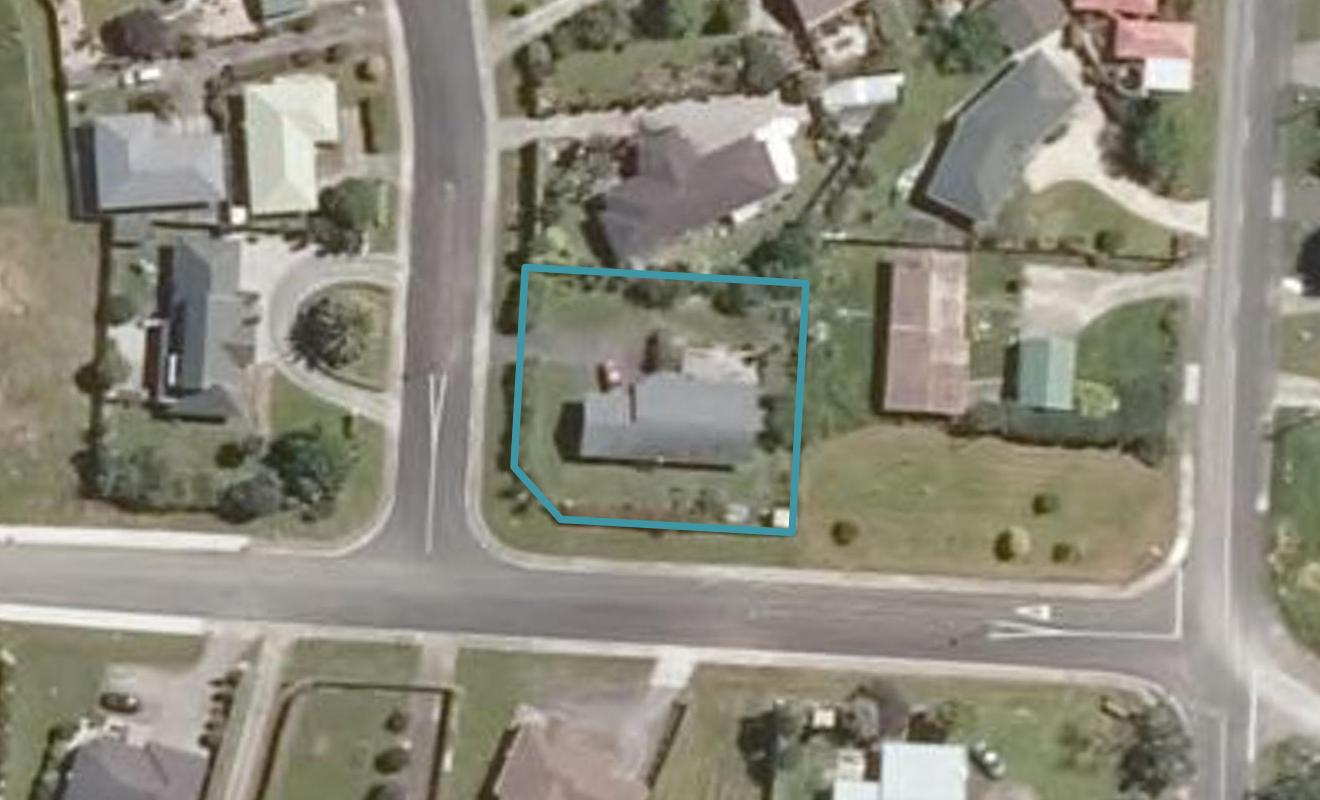 1 Ash Grove, Maungaturoto, Maungaturoto - Carousel 1