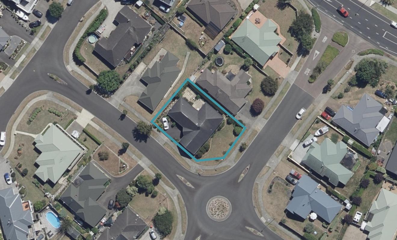 2 Southworth Place, Grandview Heights, Hamilton - Carousel 1