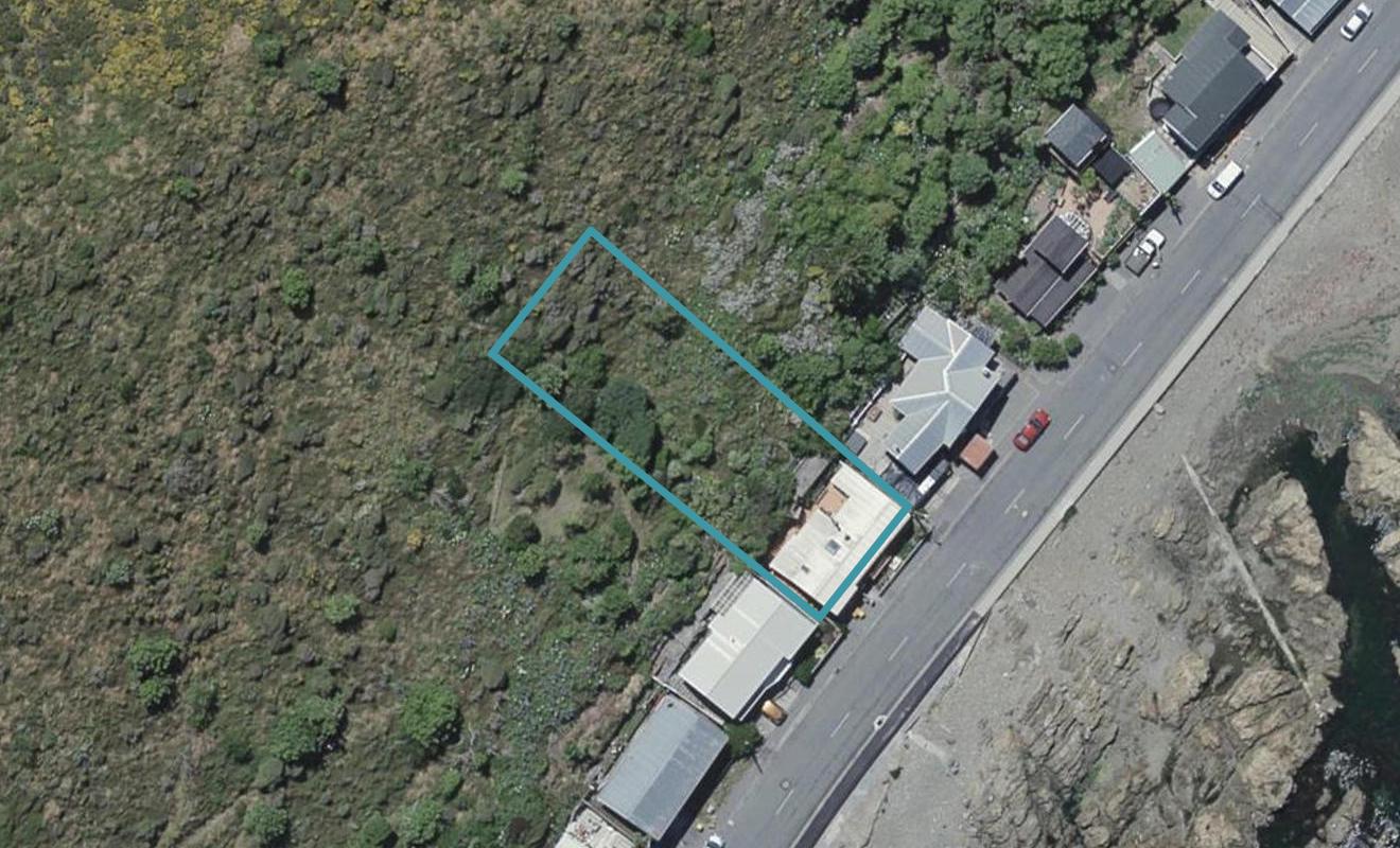 90 Owhiro Bay Parade, Owhiro Bay, Wellington - Carousel 1