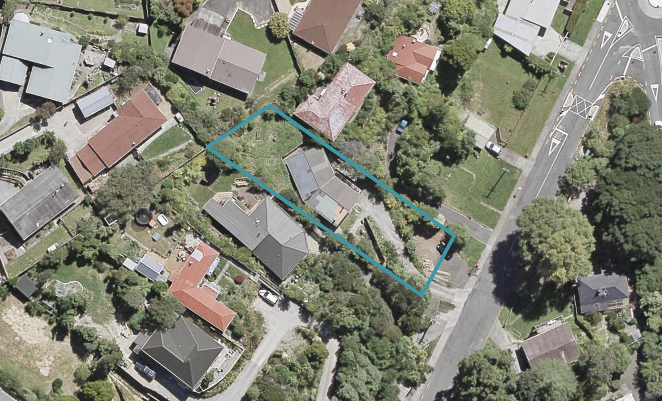 8 Wyndham Road, Pinehaven, Upper Hutt - Carousel 1