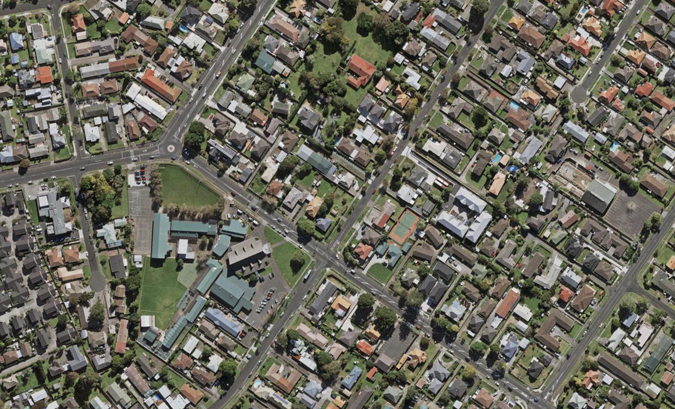 4C Central Avenue, Papatoetoe, Auckland - Carousel 1