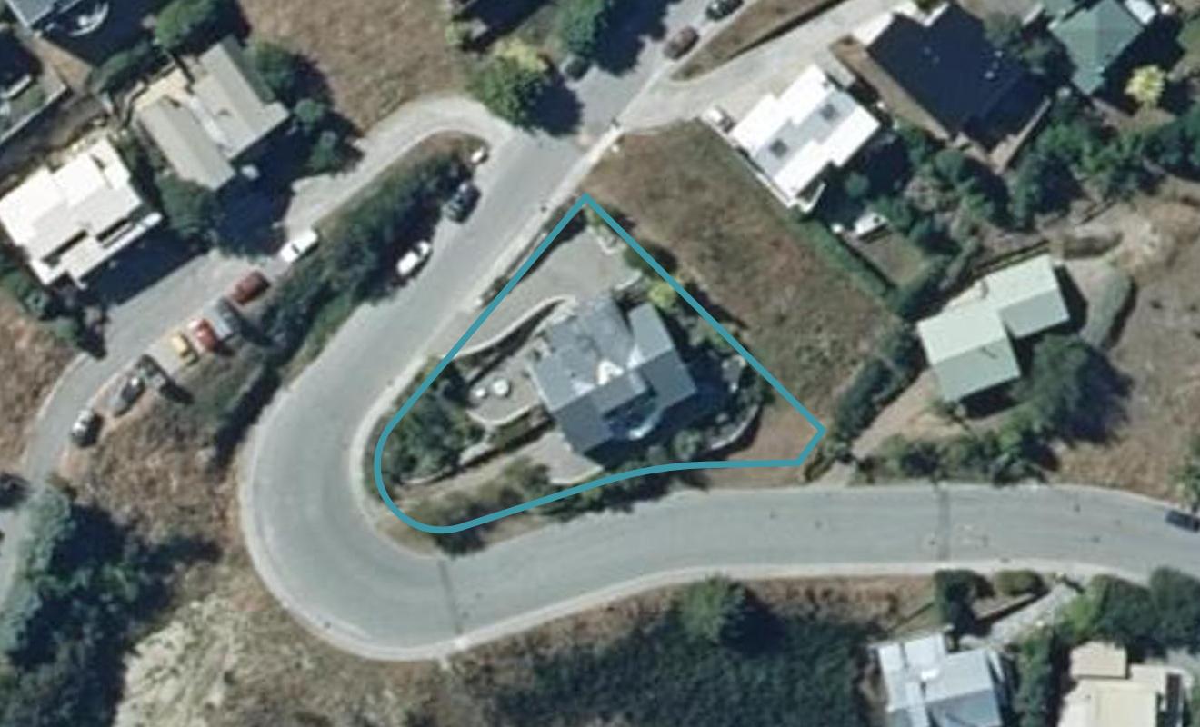 107 Wynyard Crescent, Fernhill, Queenstown - Carousel 1