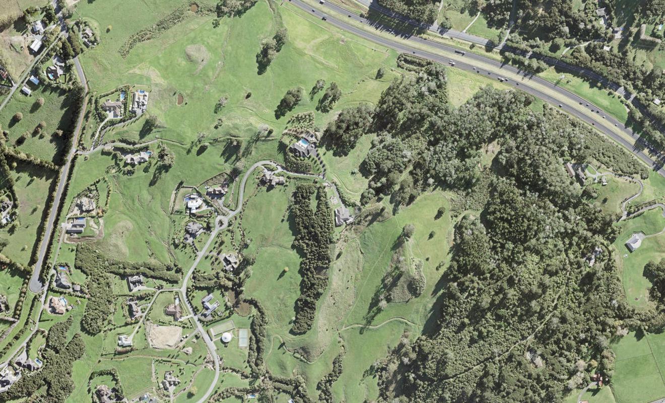 61C Rautahi Terrace, Redvale, Albany - Carousel 1