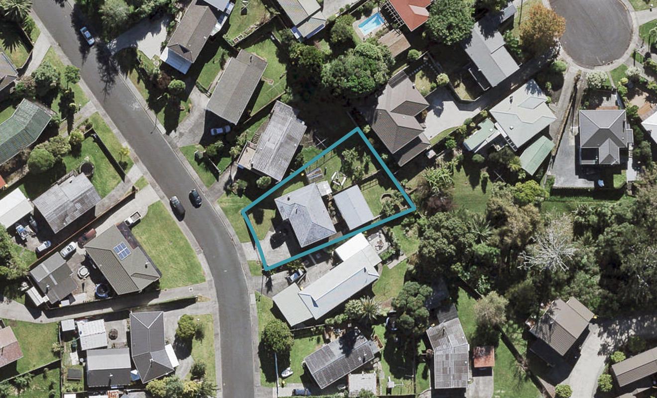 38 Glynnbrooke Street, Te Atatu South, Auckland - Carousel 1