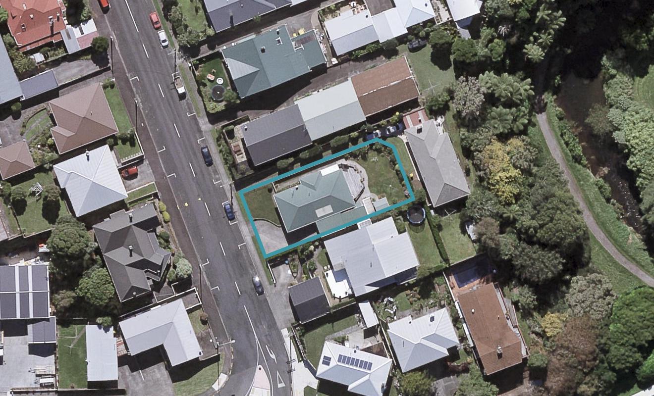 27 Watson Street, Strandon, New Plymouth - Carousel 1