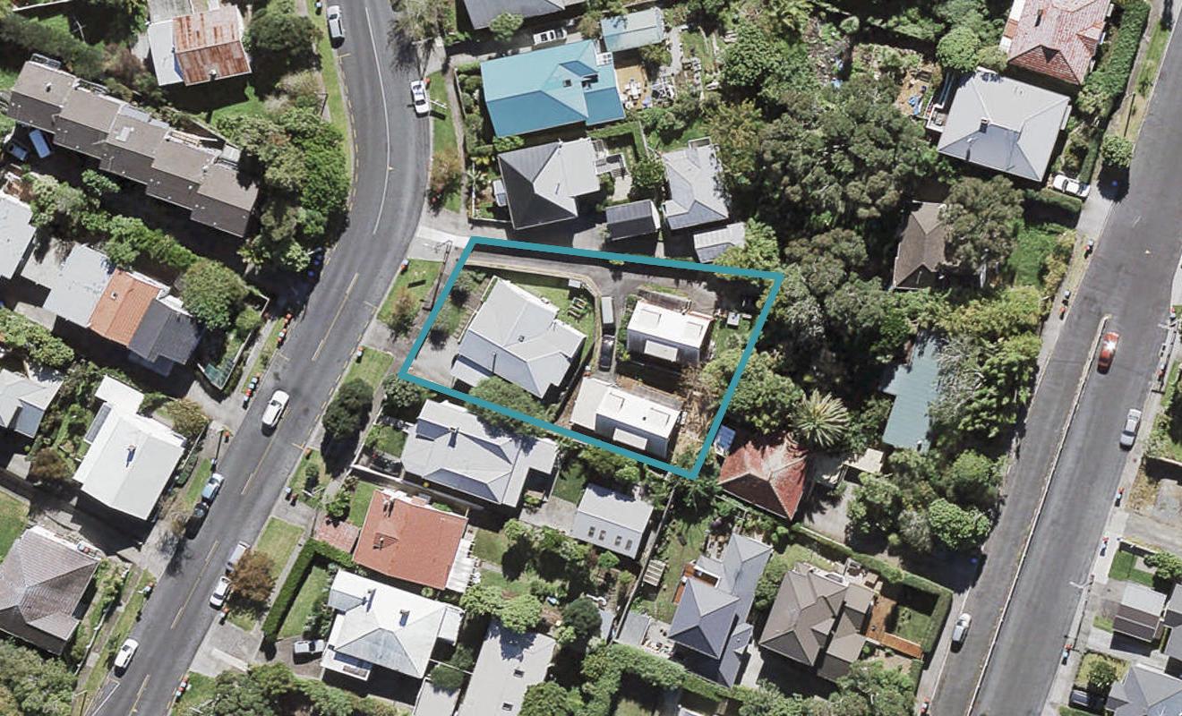 35 Mountain View Road, Morningside, Auckland - Carousel 1