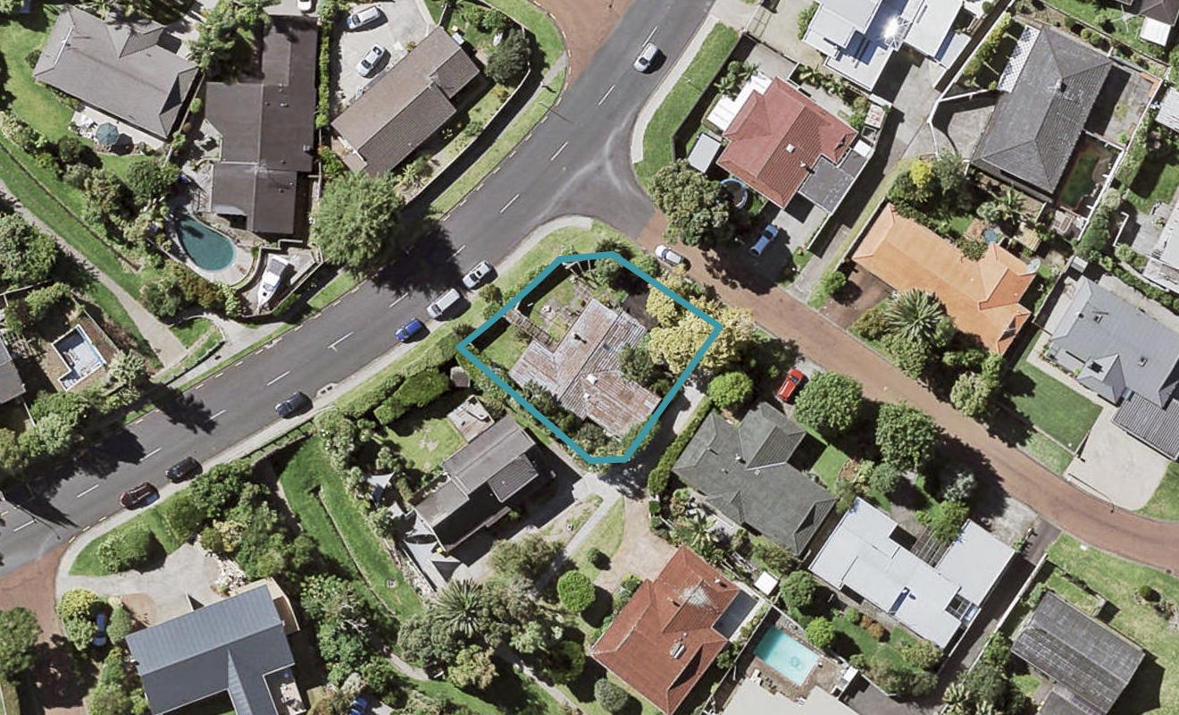 1 Ganymede Place, Half Moon Bay, Auckland - Carousel 1