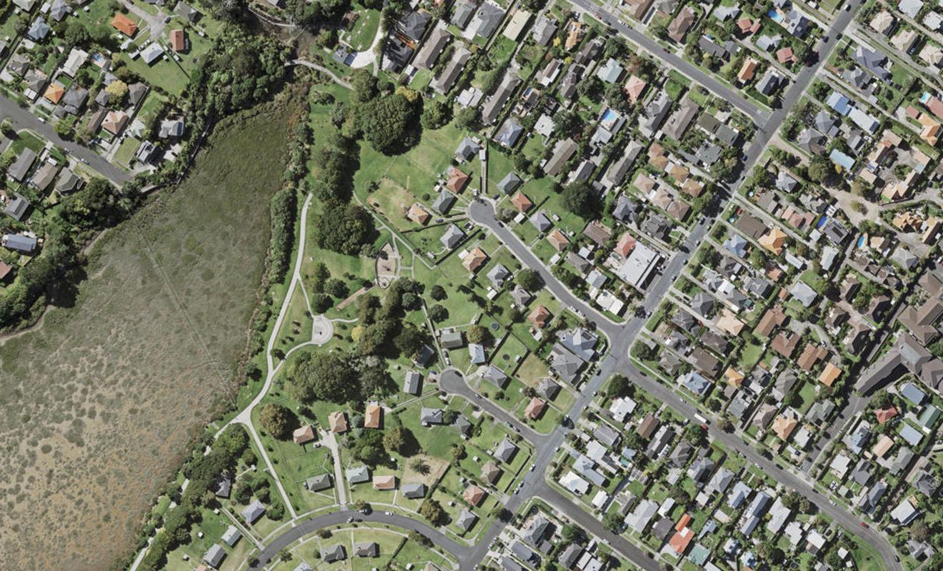 8 Te One place, Belmont, Auckland - Carousel 1