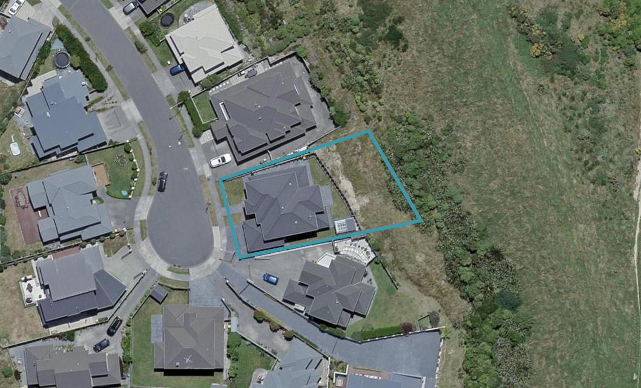 9 Didsbury Grove, Churton Park, Wellington - Carousel 1