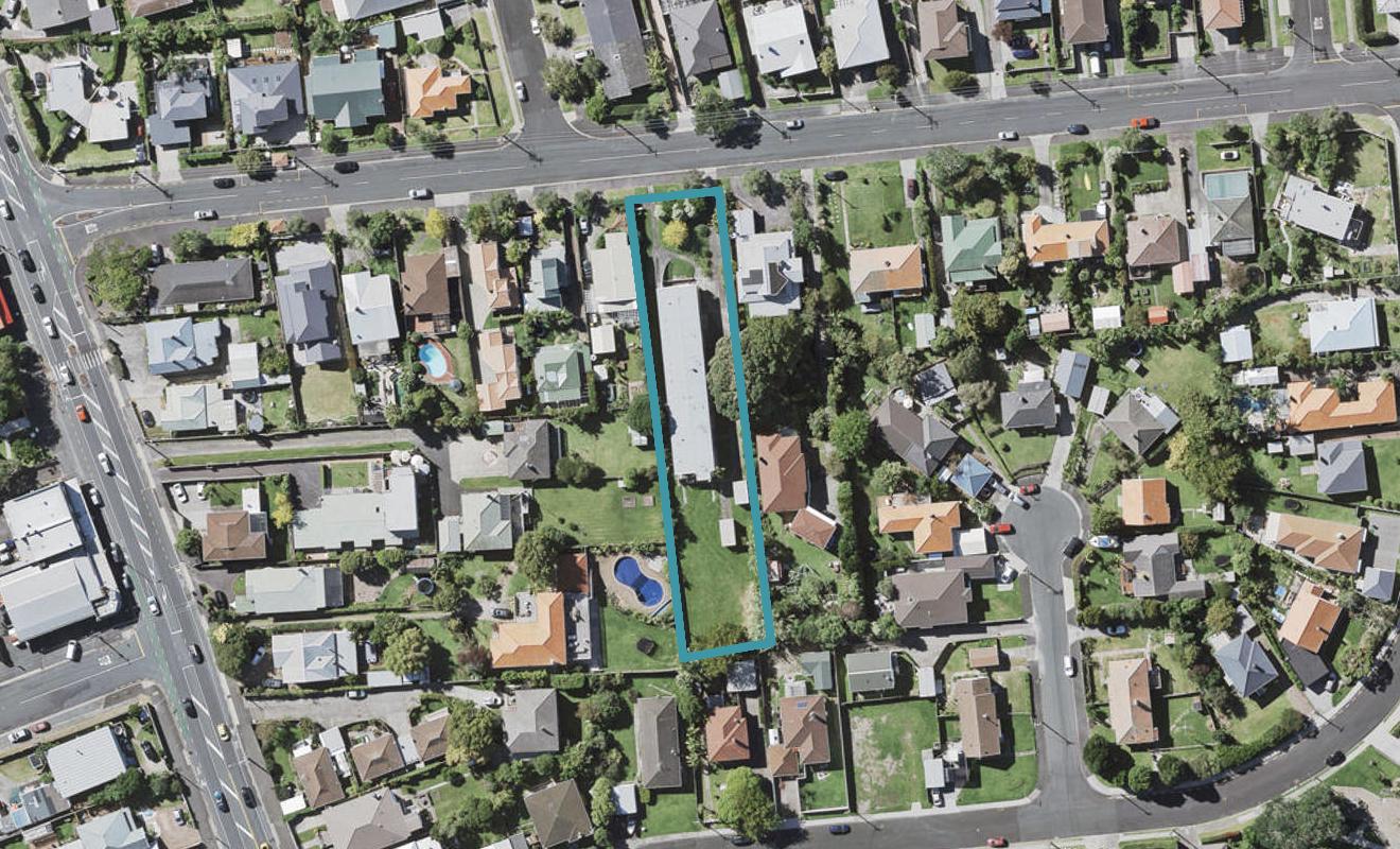 9/77 Old Lake Road, Narrow Neck, Auckland - Carousel 1