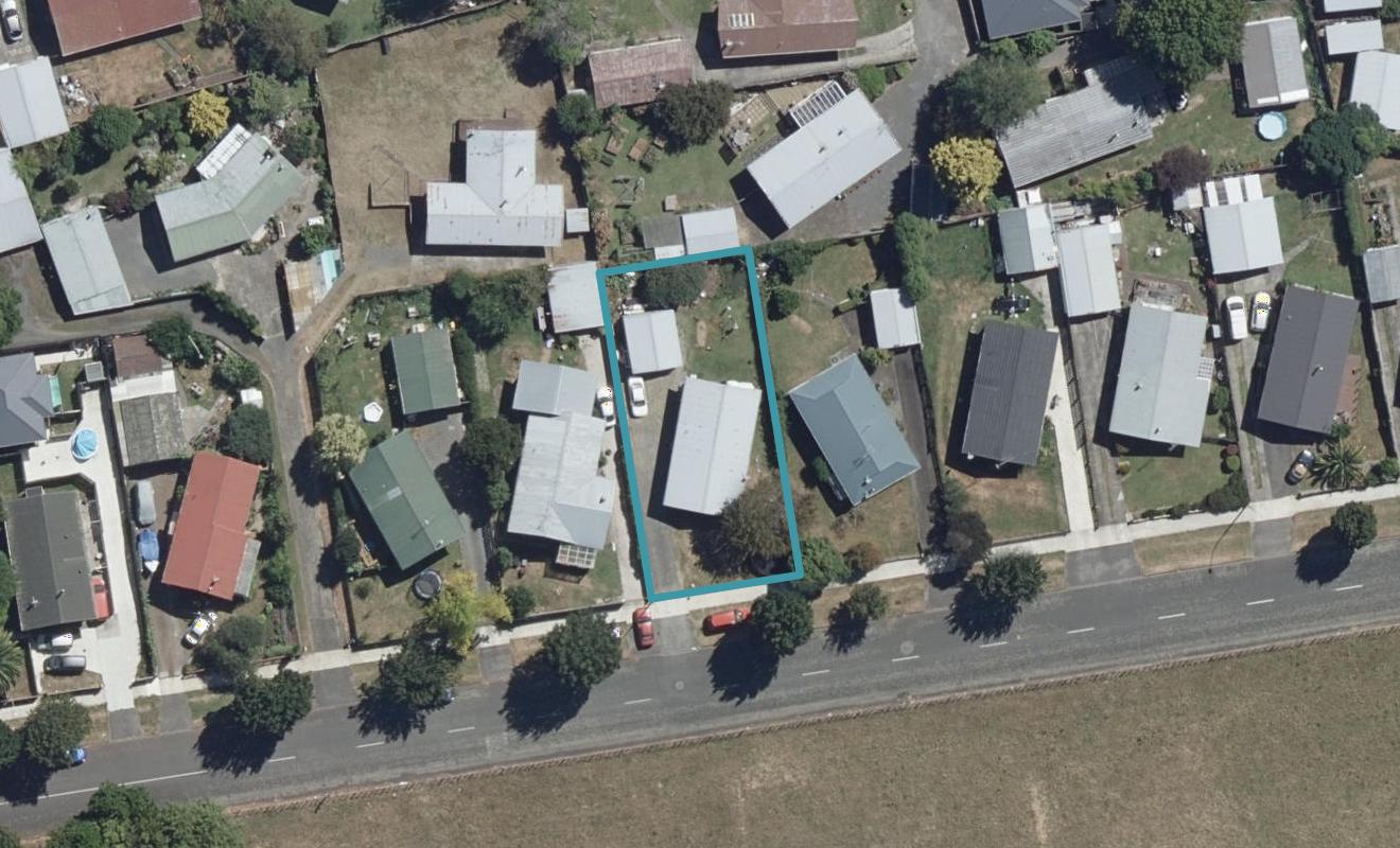 114 Saxbys Road, Deanwell, Hamilton - Carousel 1