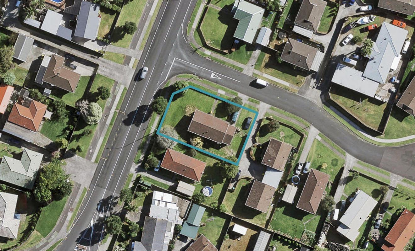1 Gila Place, Weymouth, Auckland - Carousel 1