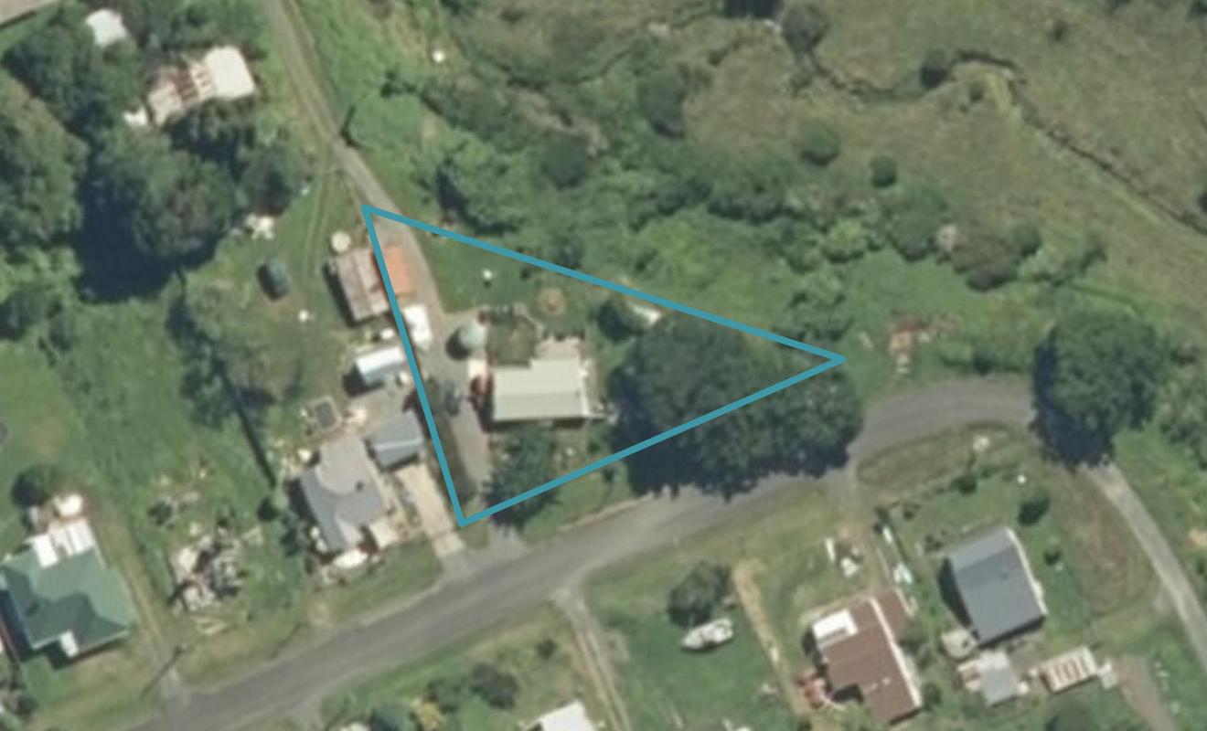 11 Robert Avenue, Pukemiro - Carousel 1
