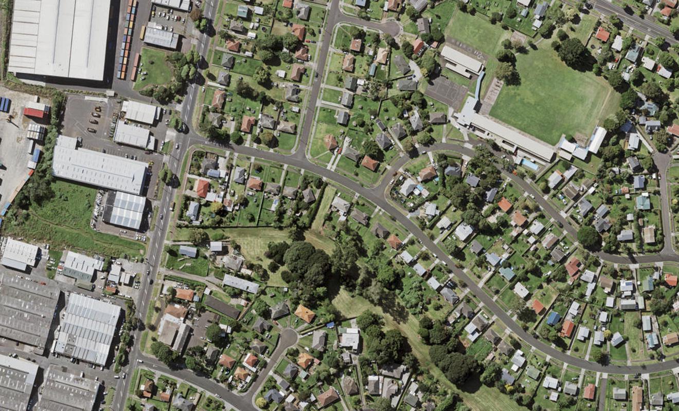 13B Torino Street, Point England, Auckland - Carousel 1