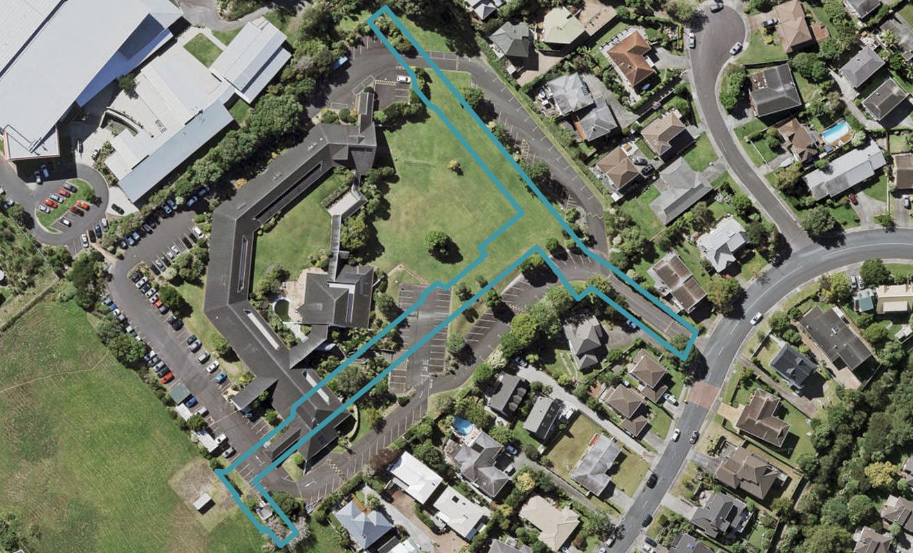 32 Monstedt Terrace, Windsor Park, Auckland - Carousel 1