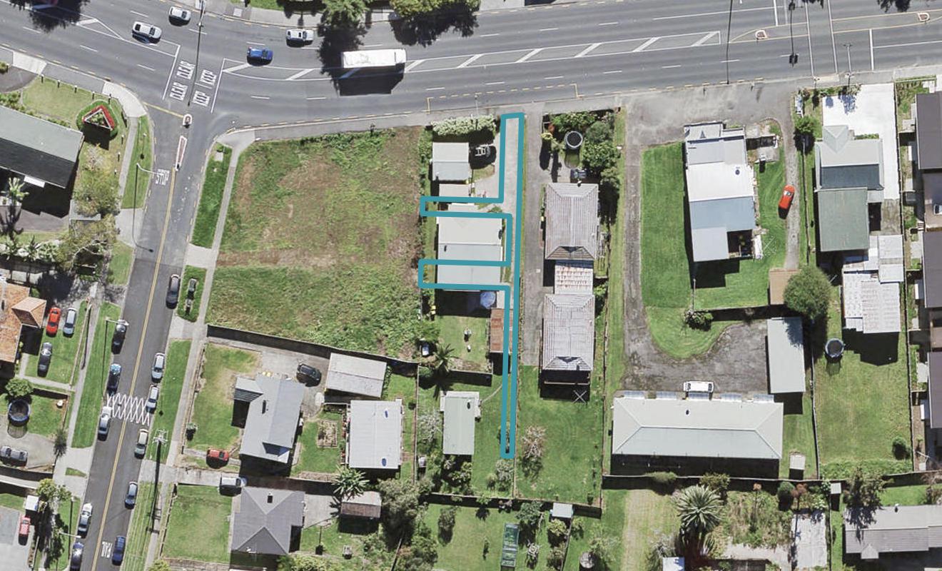 6/3226 Great North Road, New Lynn, Auckland - Carousel 1