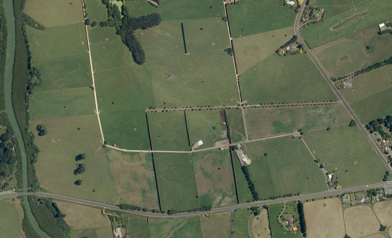 2 Dorset Down Drive, Karaka, Papakura - Carousel 1