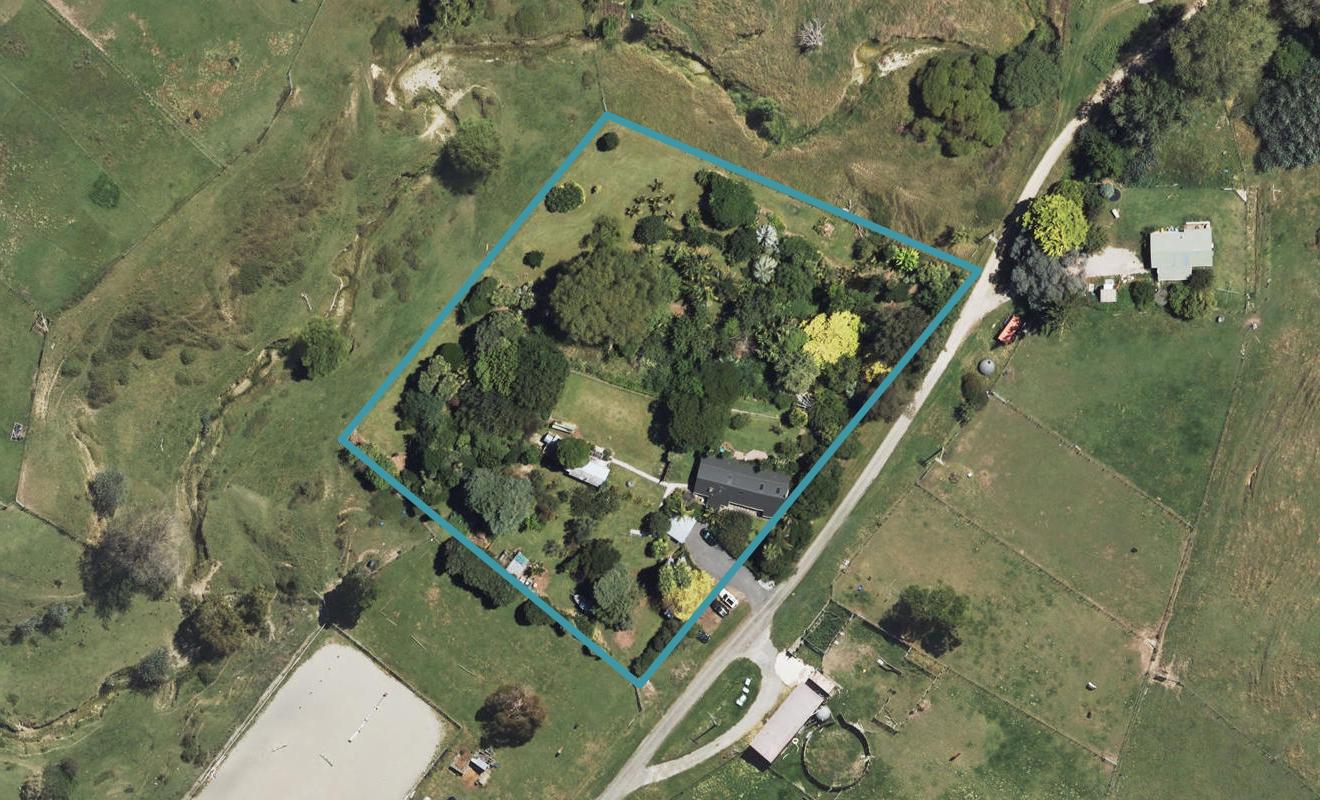 100 Lysnar Street, Okitu, Gisborne - Carousel 1