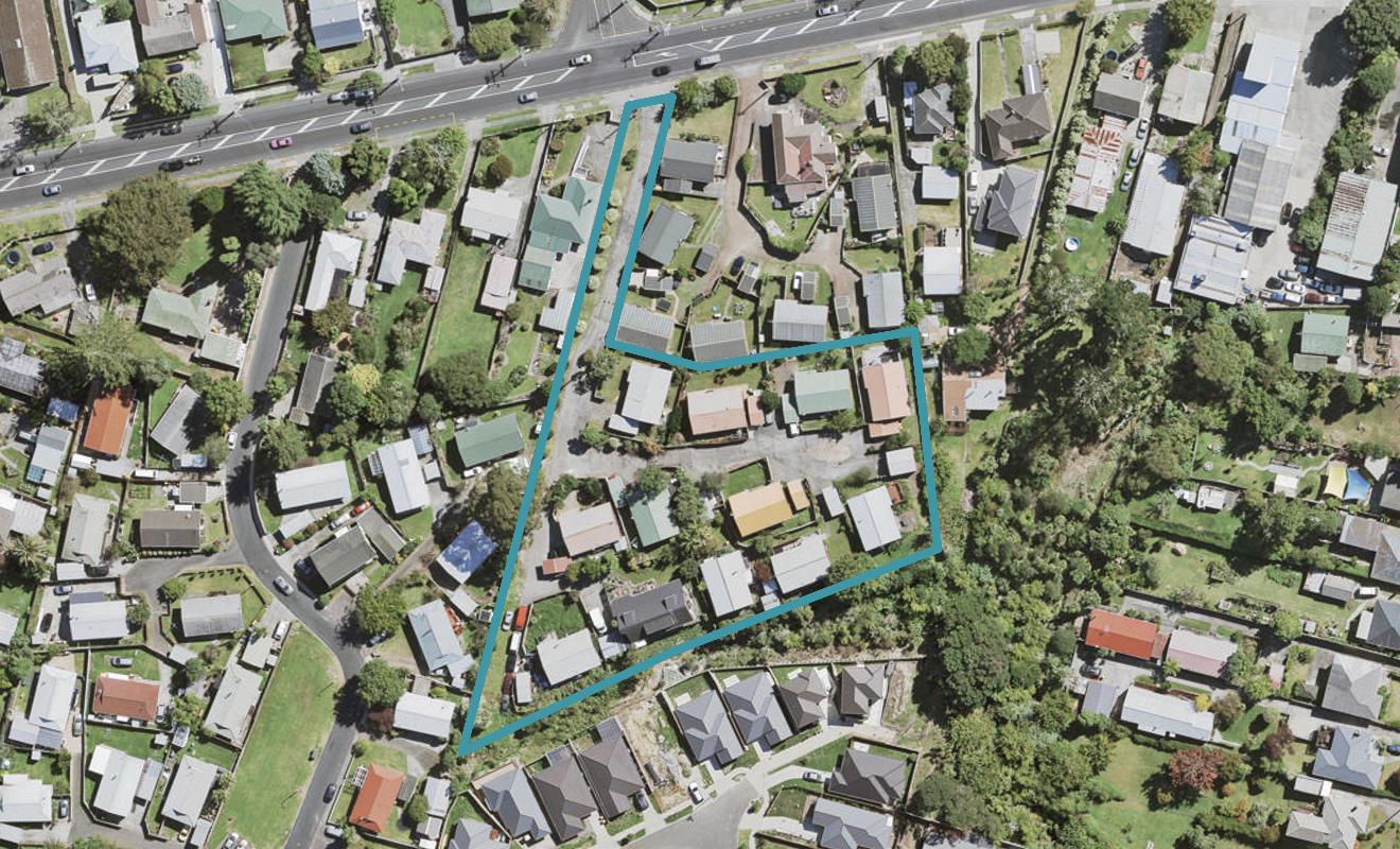 8/390 West Coast Road, Glen Eden, Auckland - Carousel 1