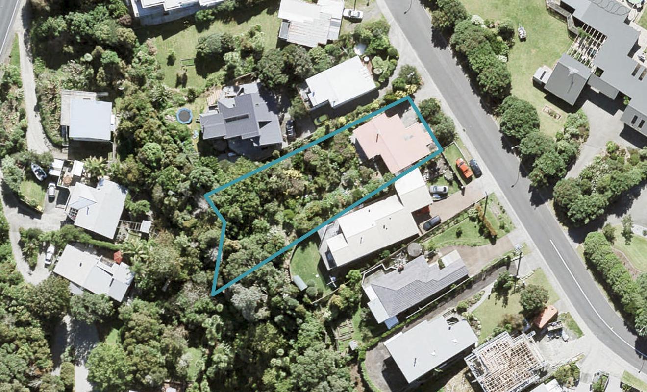 17 Roberts Road, Matakatia, Whangaparaoa - Carousel 1