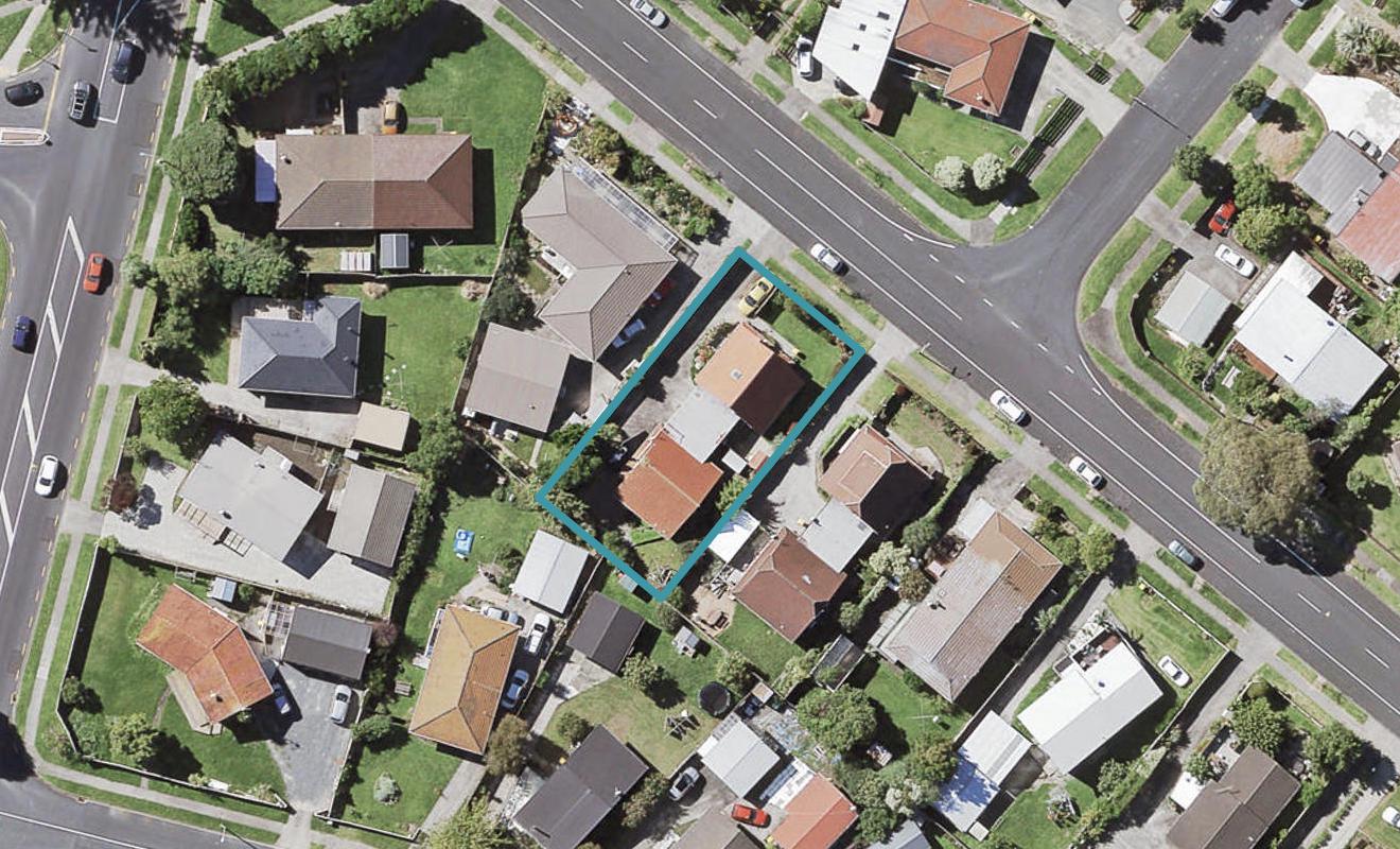 1/56 Cherry Road, Bucklands Beach, Auckland - Carousel 1