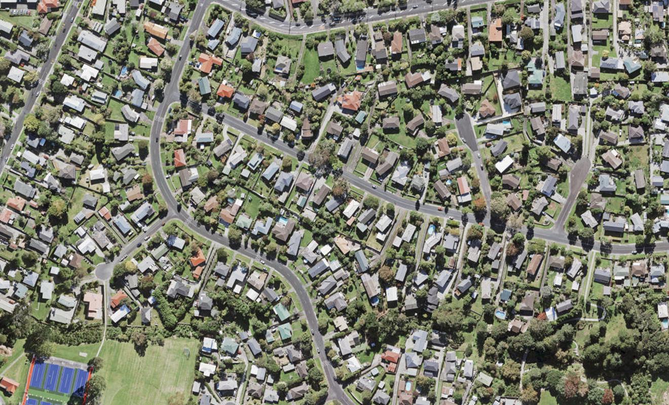 96 Lantana Road, Green Bay, Auckland - Carousel 1
