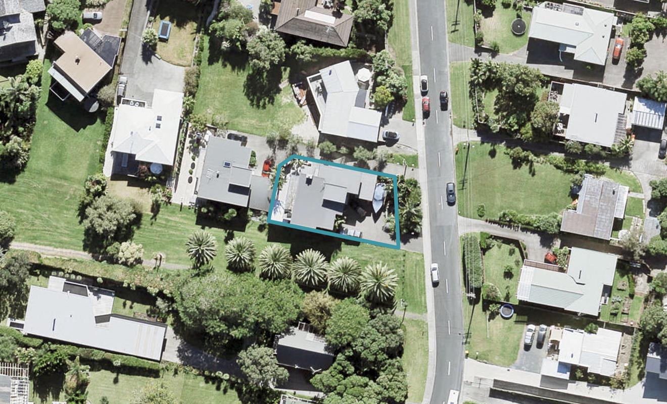 42 Tindalls Bay Road, Tindalls Beach, Whangaparaoa - Carousel 1