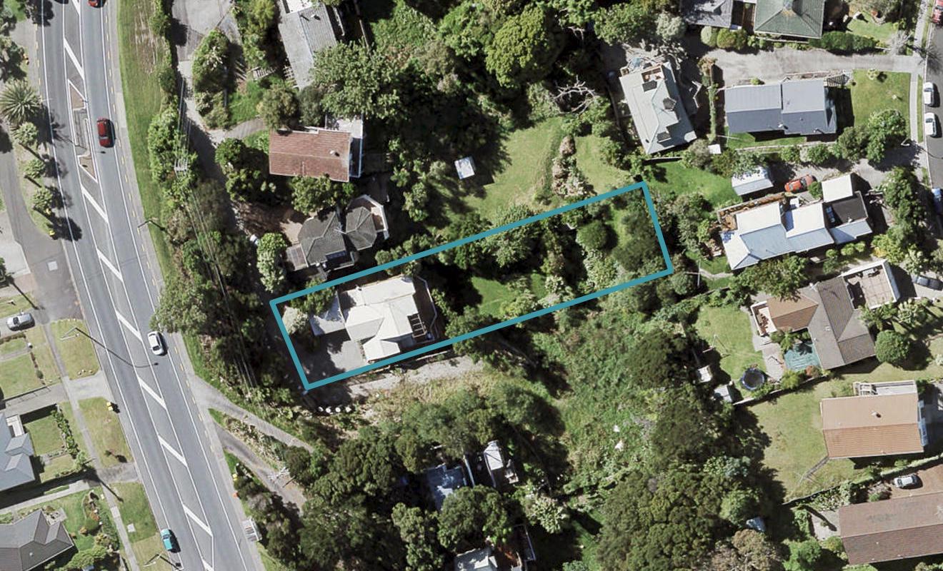 659 East Coast Road, Browns Bay, Auckland - Carousel 1