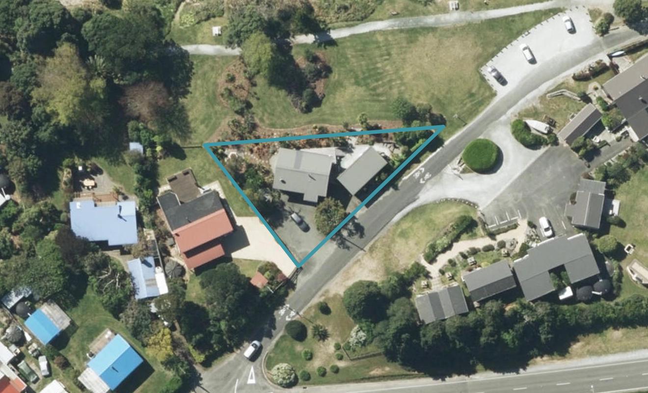 7 Tennyson Street, Pohara, Takaka - Carousel 1