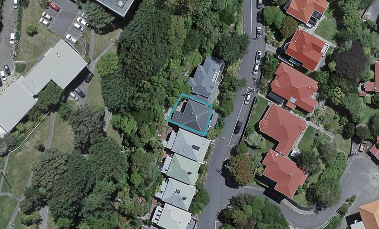 48 Salamanca Road, Kelburn, Wellington - Carousel 1