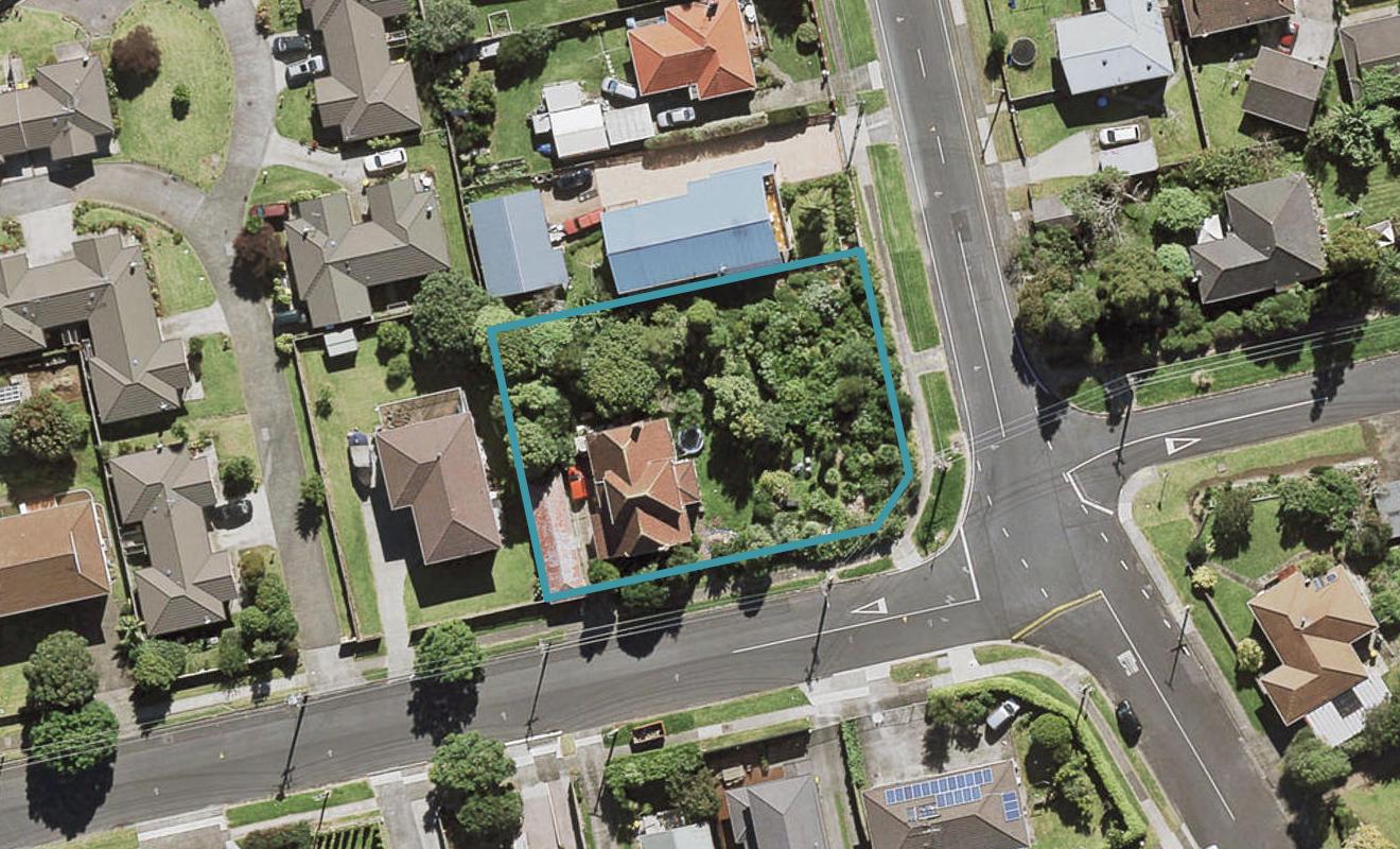 17 Hastie Avenue, Mangere Bridge, Auckland - Carousel 1