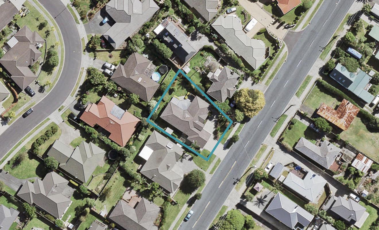 183 Sturges Road, Henderson, Auckland - Carousel 1