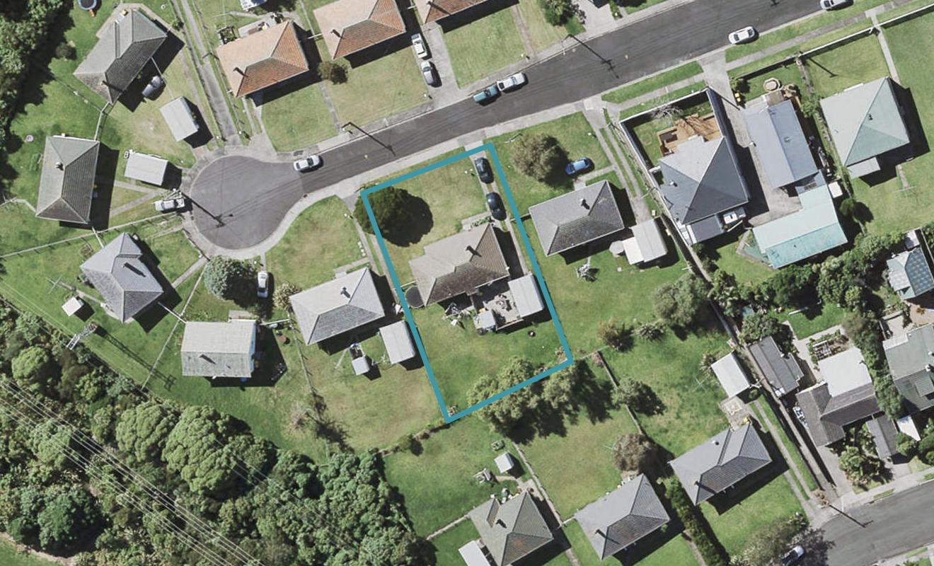 24 Corrella Road, Belmont, Auckland - Carousel 1