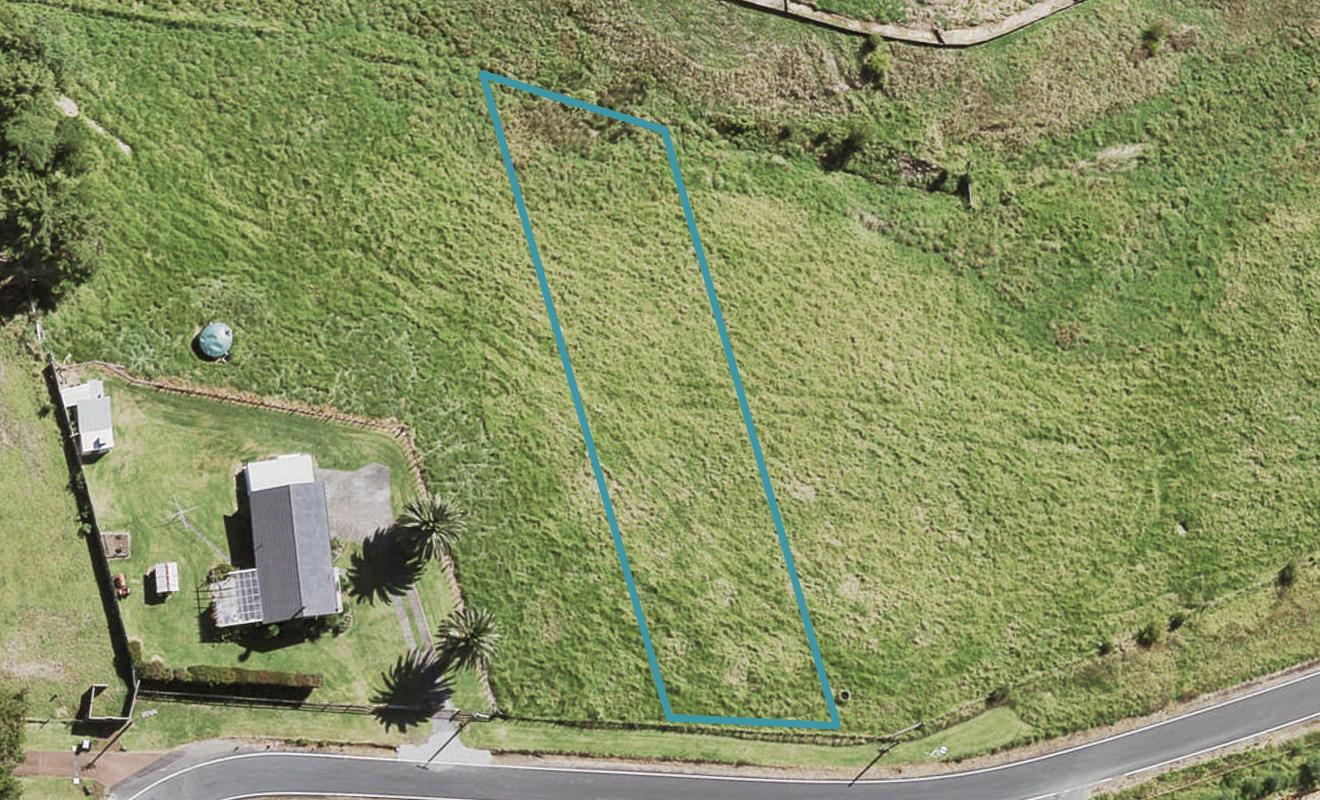 9 Crows Road, Swanson, Auckland - Carousel 1