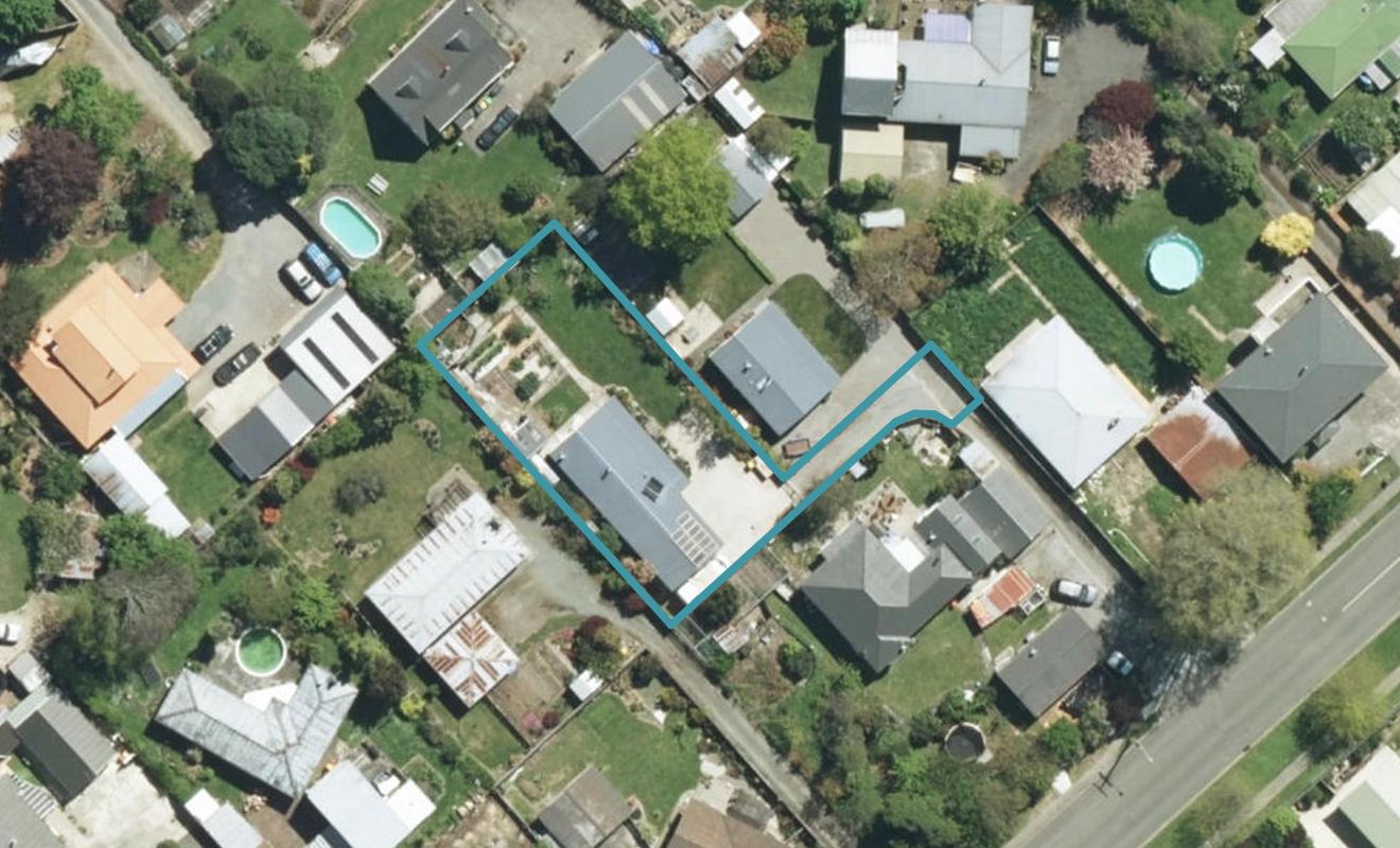 37B Pitfure Road, Wakefield - Carousel 1